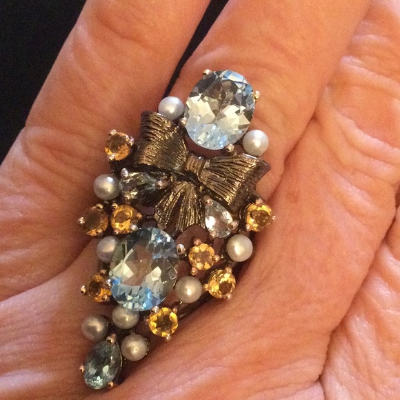 Genuine Blue Topaz Ribbon Ring - Picture 5 of 12